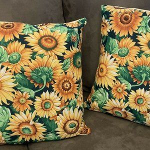 SET OF 2 HAND MADE SUN FLOWER SPRING PILLOWS 14" X14"